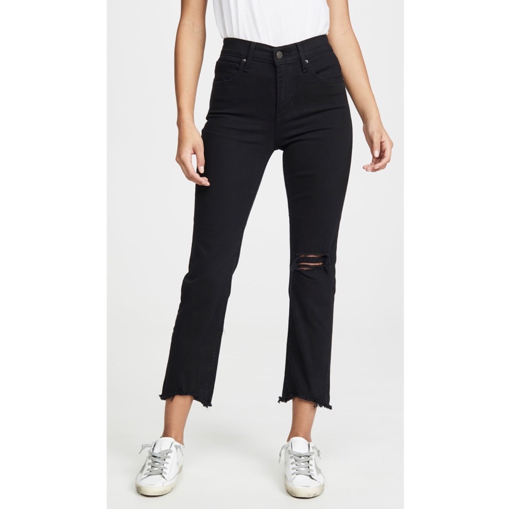 ✨NEW Levi’s High Rise Straight Distressed crop